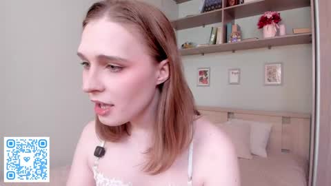 Mia online show from April 2026 08:01:02 AM