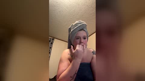 Snapshot of havannahx97 chatting on April 2026 04:43:02 AM havannahx97 online show from April 2026 04:43:02 AM