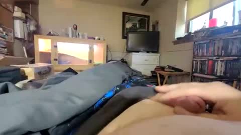 hawkfan1888 online show from October 2025 03:47:02 PM