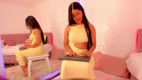 Snapshot of hayamikioto chatting on November 2025 01:03:01 PM Hayami online show from November 2025 01:03:01 PM