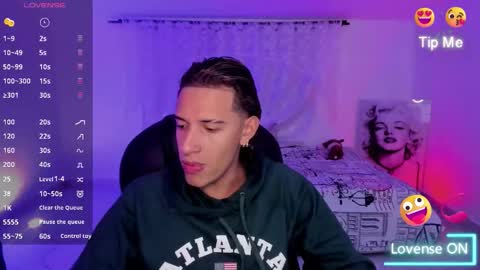 Hayen Boy online show from December 2025 03:12:01 AM