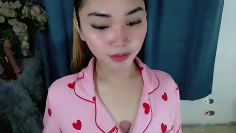 haylee online show from November 2025 01:05:01 AM