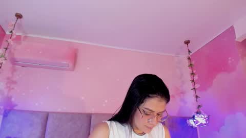 Snapshot of haylenpark chatting on November 2025 10:05:01 AM haylenpark online show from November 2025 10:05:01 AM