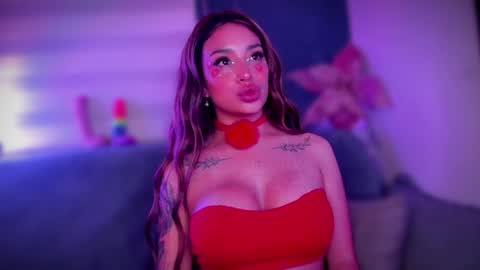 Marie online show from January 2025 05:19:02 AM