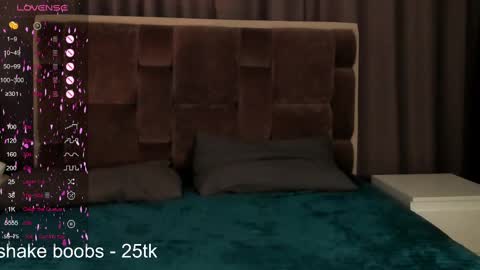 Liya dont forget to thumbs up me online show from March 2025 01:01:01 PM