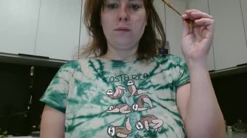 Snapshot of hazel_skye chatting on March 2026 02:06:02 PM Hazel online show from March 2026 02:06:02 PM
