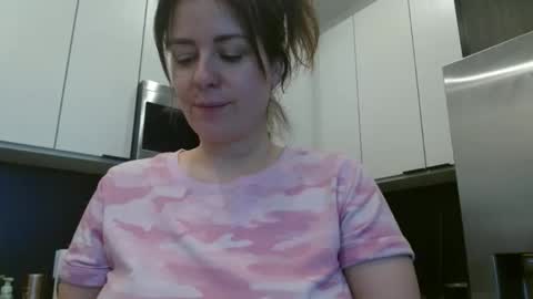 Snapshot of hazel_skye chatting on March 2026 09:49:02 PM Hazel online show from March 2026 09:49:02 PM