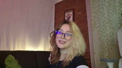 Snapshot of hazelbrownn23 chatting on March 2026 02:59:01 AM Hazel Brown online show from March 2026 02:59:01 AM