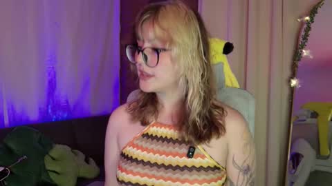 Snapshot of hazelbrownn23 chatting on March 2026 02:06:01 AM Hazel Brown online show from March 2026 02:06:01 AM