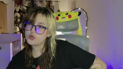 Snapshot of hazelbrownn23 chatting on April 2026 12:41:01 AM Hazel Brown online show from April 2026 12:41:01 AM