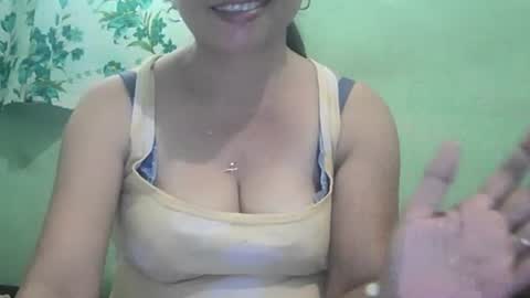 hazeldhane online show from June 2026 06:44:01 AM