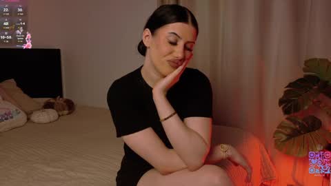 Snapshot of hazelhayess chatting on May 2026 03:44:02 PM hazelhayess online show from May 2026 03:44:02 PM