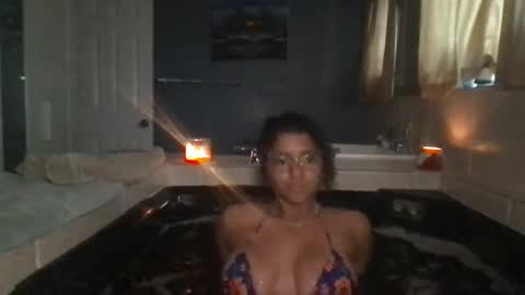 hazell77 online show from November 2025 06:07:01 PM