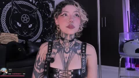 Snapshot of hazellwitch chatting on March 2026 05:24:02 PM Hazell Witch online show from March 2026 05:24:02 PM