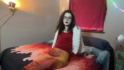 Hazel online show from May 2026 04:36:02 PM