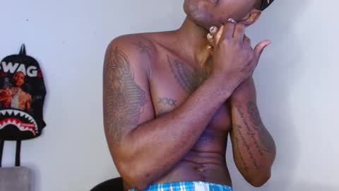 Snapshot of hazlan_420 chatting on November 2025 01:22:02 PM hazlan_420 online show from November 2025 01:22:02 PM