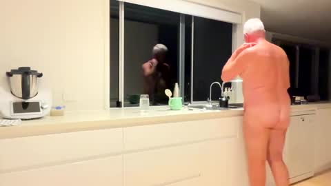 Snapshot of hb2283 chatting on January 2025 06:35:01 PM h babe online show from January 2025 06:35:01 PM