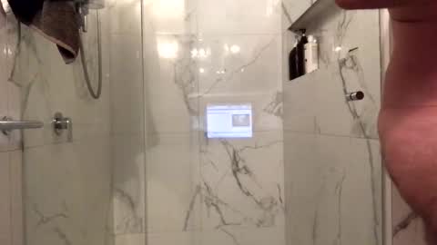 Snapshot of hb2283 chatting on October 2025 06:30:01 PM h babe online show from October 2025 06:30:01 PM