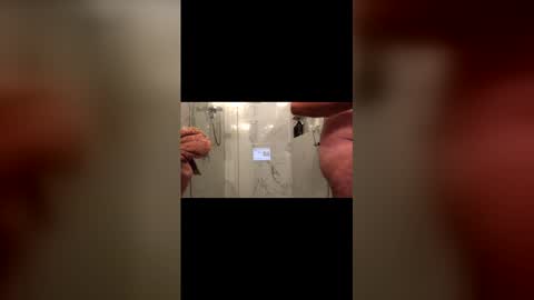 Snapshot of hb2283 chatting on November 2025 06:23:02 PM h babe online show from November 2025 06:23:02 PM