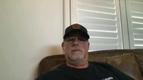 Snapshot of hdeuce22 chatting on April 2026 07:48:01 PM Hdeuce22 online show from April 2026 07:48:01 PM