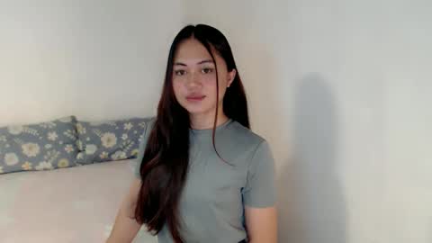 Snapshot of heart_of_asia chatting on April 2026 07:44:01 AM Yoshin online show from April 2026 07:44:01 AM