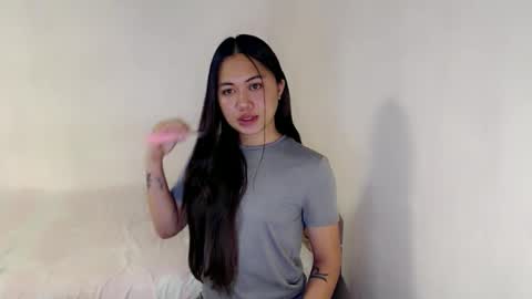 Snapshot of heart_of_asia chatting on May 2026 08:04:02 PM Yoshin online show from May 2026 08:04:02 PM