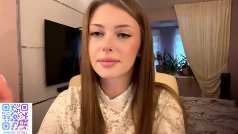 Mona online show from November 2025 09:09:01 AM