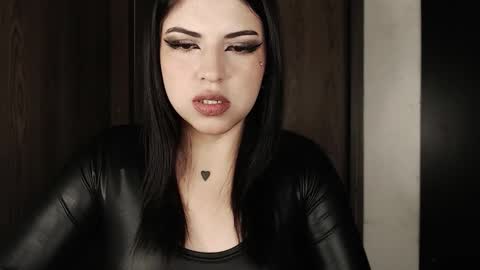 Snapshot of heatherdemonzx_ chatting on March 2026 11:30:01 PM HEATHER DEMONZX Please help me to reach 100 thumbs up online show from March 2026 11:30:01 PM