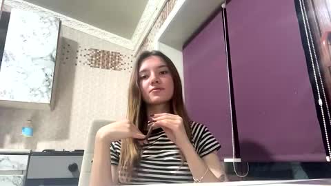 Snapshot of heatherwillman chatting on March 2026 02:55:01 PM Lili online show from March 2026 02:55:01 PM