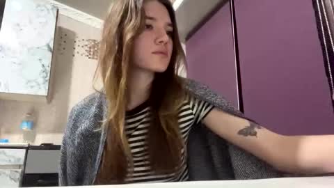 Snapshot of heatherwillman chatting on March 2026 02:20:02 PM Lili online show from March 2026 02:20:02 PM