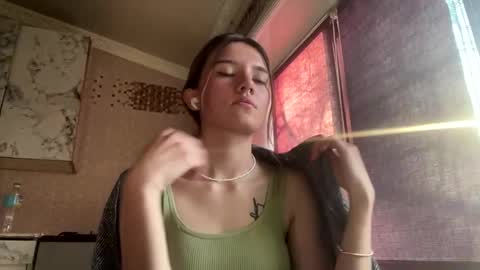 Snapshot of heatherwillman chatting on March 2026 12:10:02 PM Lili online show from March 2026 12:10:02 PM