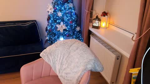 Heaven girl online show from December 2024 10:54:02 PM