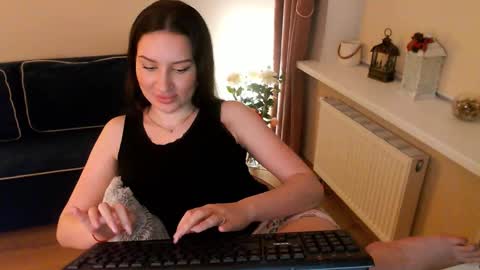 Heaven girl online show from March 2025 09:04:02 PM