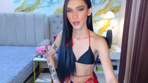 heaven_hunter online show from April 2026 07:58:02 PM