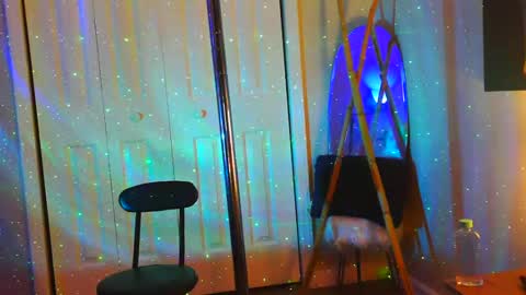 Heavenllyy online show from October 2025 03:28:02 AM