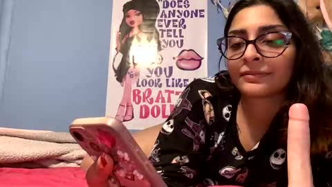 Snapshot of heavensbunny chatting on December 2024 06:14:01 AM heaven the muslim slut online show from December 2024 06:14:01 AM