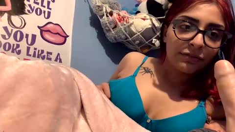 Snapshot of heavensbunny chatting on January 2025 06:38:01 AM heaven the muslim slut online show from January 2025 06:38:01 AM