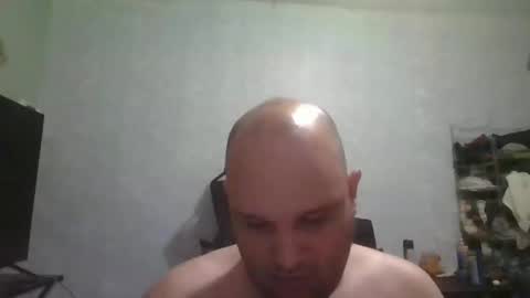 Snapshot of heavy_rebellxc chatting on December 2024 07:13:02 AM Heavy Rebell online show from December 2024 07:13:02 AM