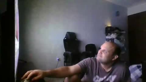 Snapshot of heavy_rebellxc chatting on February 2025 06:34:01 AM Heavy Rebell online show from February 2025 06:34:01 AM