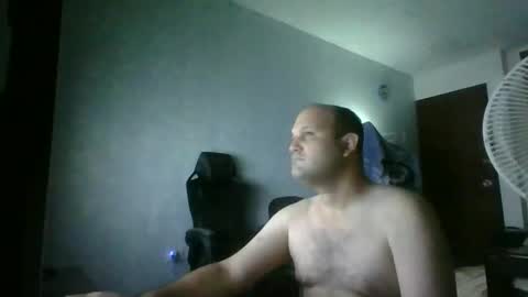 Snapshot of heavy_rebellxc chatting on October 2025 06:34:01 AM Heavy Rebell online show from October 2025 06:34:01 AM