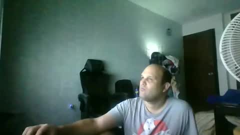 Snapshot of heavy_rebellxc chatting on November 2025 06:16:02 AM Heavy Rebell online show from November 2025 06:16:02 AM