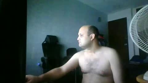 Snapshot of heavy_rebellxc chatting on December 2025 08:51:02 AM Heavy Rebell online show from December 2025 08:51:02 AM