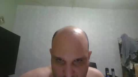 Snapshot of heavy_rebellxc chatting on January 2026 06:29:02 AM Heavy Rebell online show from January 2026 06:29:02 AM