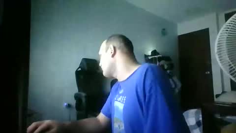 Snapshot of heavy_rebellxc chatting on February 2026 07:45:01 AM Heavy Rebell online show from February 2026 07:45:01 AM