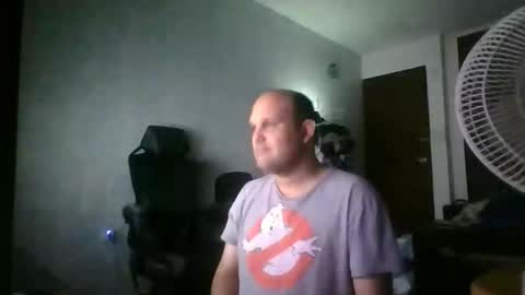 Snapshot of heavy_rebellxc chatting on February 2026 05:22:02 AM Heavy Rebell online show from February 2026 05:22:02 AM