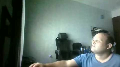 Snapshot of heavy_rebellxc chatting on February 2026 01:24:01 AM Heavy Rebell online show from February 2026 01:24:01 AM