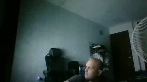 Snapshot of heavy_rebellxc chatting on February 2026 07:29:01 AM Heavy Rebell online show from February 2026 07:29:01 AM