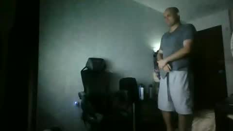 Snapshot of heavy_rebellxc chatting on March 2026 07:54:02 AM Heavy Rebell online show from March 2026 07:54:02 AM