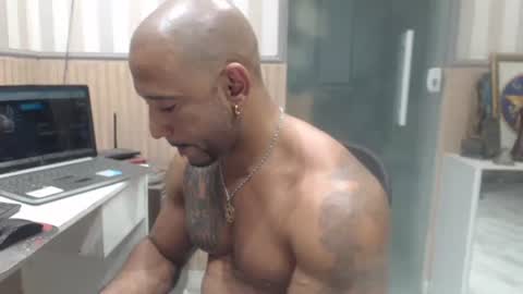 hebertgomes online show from September 2025 09:36:01 PM