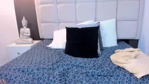 Keira Hecate online show from February 2025 11:33:02 PM